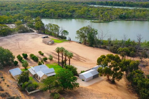 The River Block - Accommodation Whitsundays 3