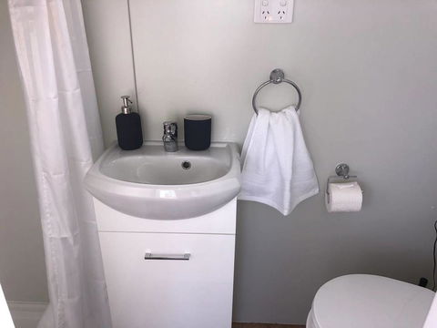 The Saddle Camp Tiny House, Braidwood - Accommodation Whitsundays 2