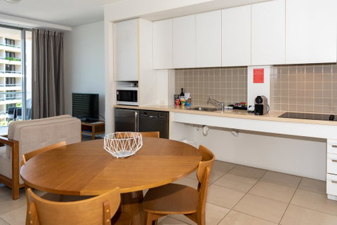 The Sebel Cairns Harbour Lights - Accommodation Whitsundays 3