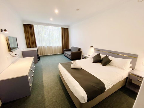 The Select Inn Penrith - Accommodation Whitsundays 2
