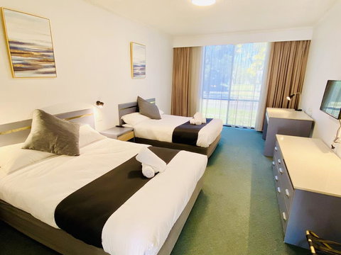 The Select Inn Penrith - Accommodation Whitsundays 1