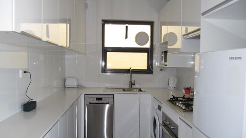 The Somerton Beach Retreat - Accommodation Whitsundays 3