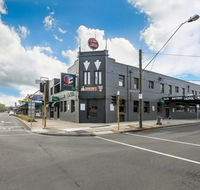The Union Club Hotel - Accommodation Whitsundays