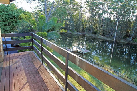 Thora Street Waterfront - Accommodation Whitsundays 3