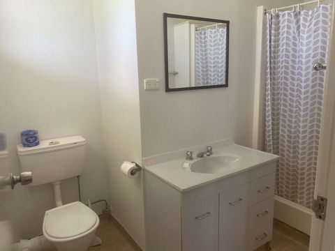 Tin Can Bay Budget Accommodation - Accommodation Whitsundays 2