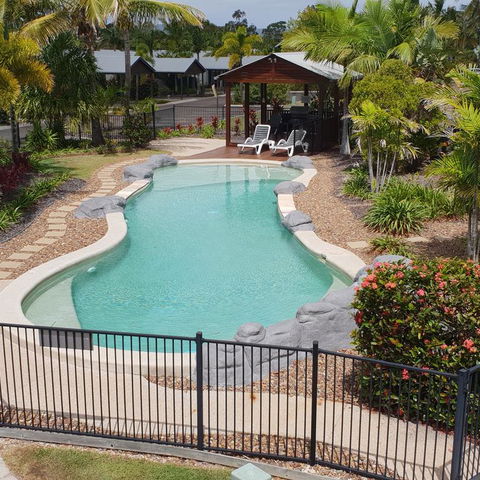 Tin Can Bay Marina Villas - Accommodation Whitsundays 2