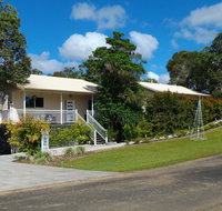 Tinaroo Sunset Retreat - Accommodation Whitsundays