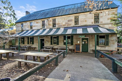 Tiny St Albans - Accommodation Whitsundays 1