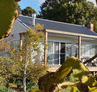 Toms Cottage - Wilgowrah -A Country Escape - Accommodation Whitsundays