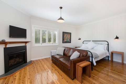 Toms Cottage - Wilgowrah -A Country Escape - Accommodation Whitsundays 1
