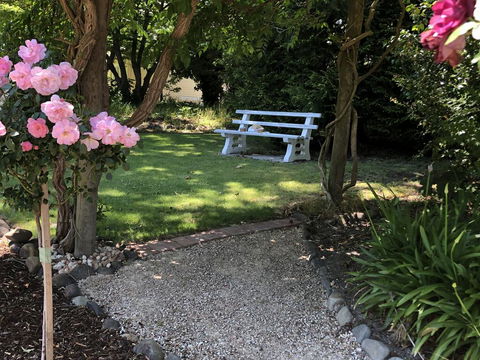 Toolebewang Farm Cottage - Accommodation Whitsundays 0
