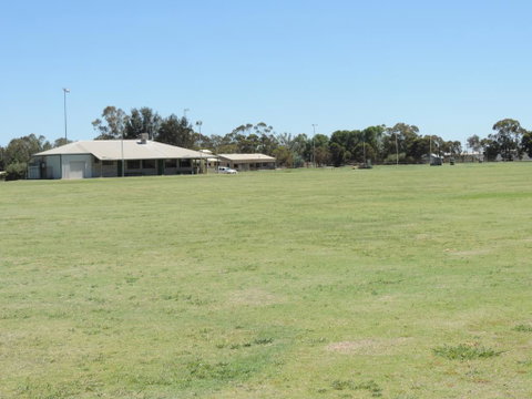 Tooleybuc Country Roads Motor Inn - Accommodation Whitsundays 0