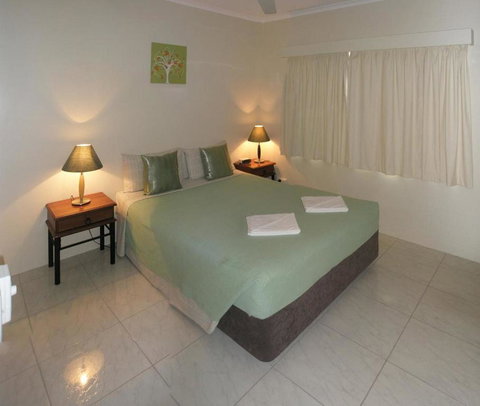 Tradewinds McLeod Holiday Apartments - Accommodation Whitsundays 2