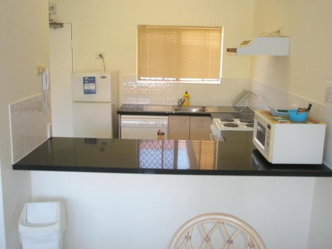 Tradewinds McLeod Holiday Apartments - Accommodation Whitsundays 3