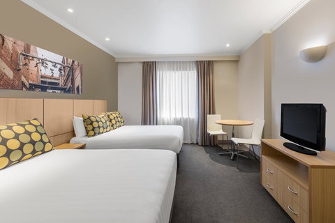 Travelodge Hotel Melbourne Southbank - Accommodation Whitsundays 2