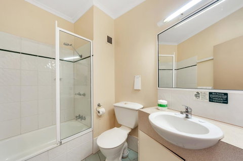 Tropical Queenslander - Accommodation Whitsundays 1