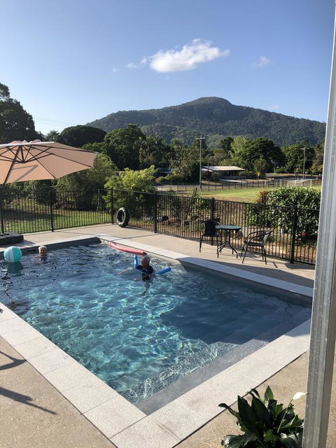 Tropical Retreat - Accommodation Whitsundays 1