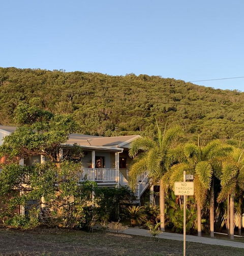 Tropical Styling - Accommodation Whitsundays 3
