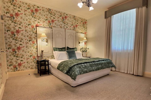 Twelve On Albert - Accommodation Whitsundays 2