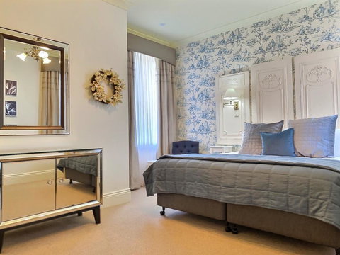 Twelve On Albert - Accommodation Whitsundays 1