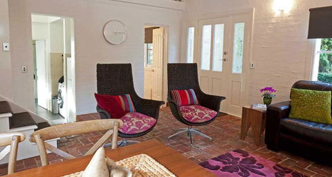 Tyneside Gatehouse - Accommodation Whitsundays 2