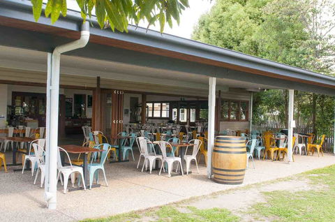 Ulmarra Hotel - Accommodation Whitsundays 3