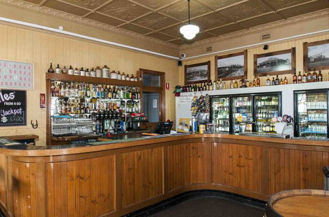 Ulmarra Hotel - Accommodation Whitsundays 2