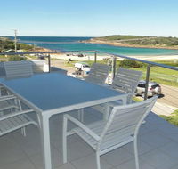 Ultimate Beach House' 19a Graham Street - views  peace  quiet - Accommodation Whitsundays
