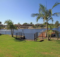 Unbeatable Waterfront Location - Accommodation Whitsundays