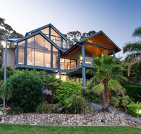 Venabu on Garuwa 20 Garuwa Street - spectacular house with fabulous views