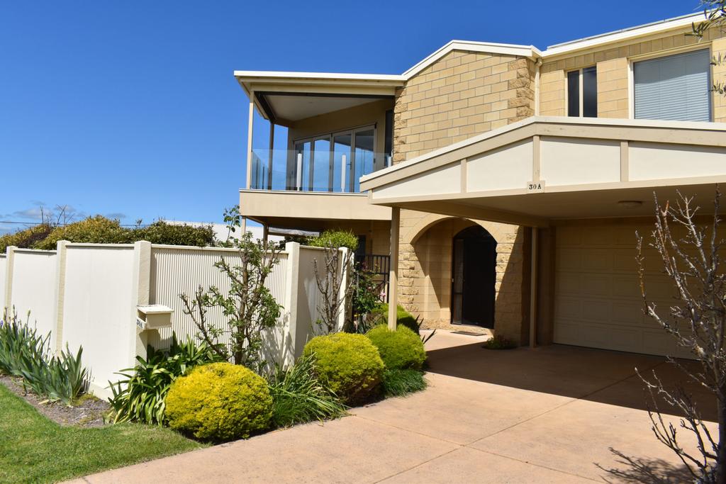 Inverloch VIC Accommodation Whitsundays