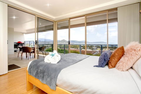 VIEWS ON ELSHEBY - Accommodation Whitsundays 1