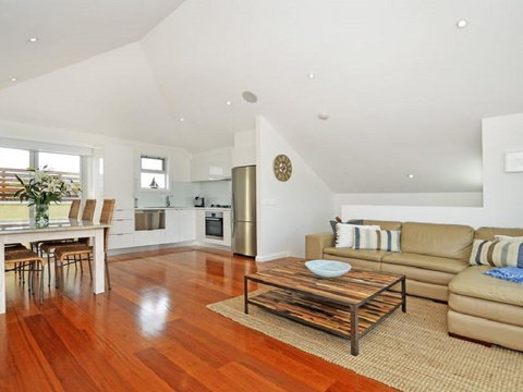 Villa By The Sea - Accommodation Whitsundays 1