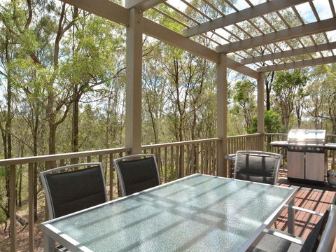 Villa Executive 2br Barbera Resort Condo Located Within Cypress Lakes Resort (nothing Is More Central) - Accommodation Whitsundays 0