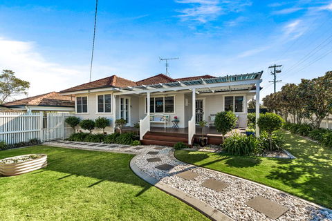 Viola House - Accommodation Whitsundays 1