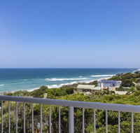 Wake up to ocean views in stylish comfort - Accommodation Whitsundays