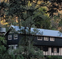 Walhalla Coach House - Accommodation Whitsundays