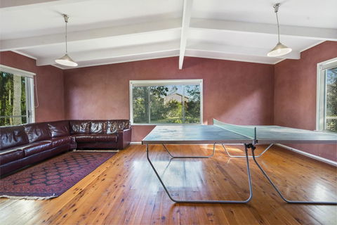 Wallace Street 18 - Linen Included Walk To Beach And Golf Club - Accommodation Whitsundays 3