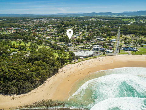 Wallace Street 18 - Linen Included Walk To Beach And Golf Club - Accommodation Whitsundays 0