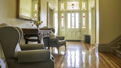 Waratah On York - Accommodation Whitsundays 1