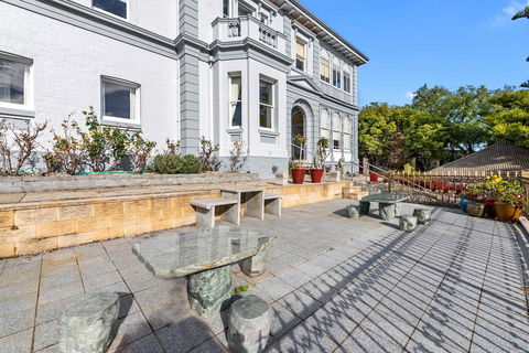 Waratah On York - Accommodation Whitsundays 0
