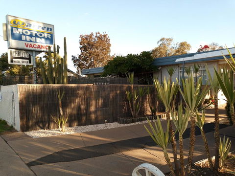 Warren Motor Inn - Accommodation Whitsundays 0