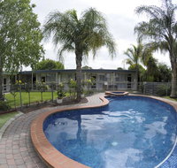 Warrina Motor Inn - Accommodation Whitsundays