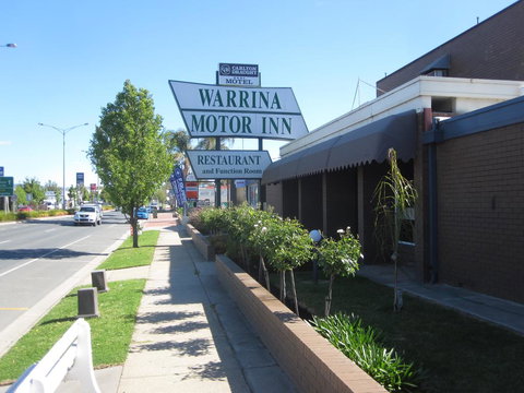 Warrina Motor Inn - Accommodation Whitsundays 2