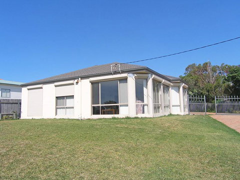 Water View House @ Orient Point - Accommodation Whitsundays 1
