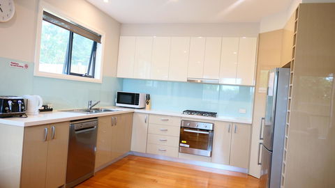 Apollo Bay Seal Apartments - Accommodation Whitsundays 6