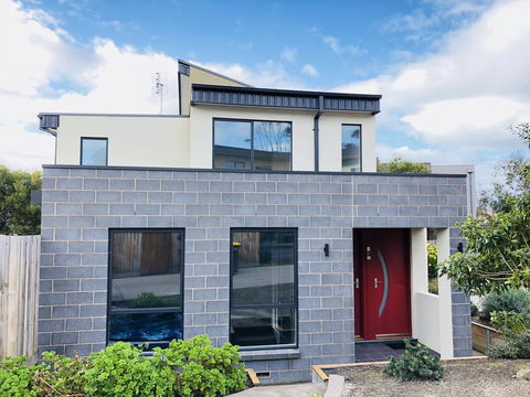 Apollo Bay Seal Apartments - Accommodation Whitsundays 0