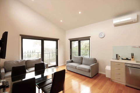 Apollo Bay Seal Apartments - Accommodation Whitsundays 12