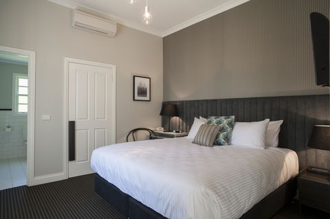 Oscar\'s On The Yarra - Accommodation Whitsundays 3