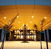Quality Suites Seasons 5 - Accommodation Whitsundays